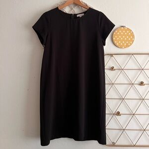 L | Chelsea28 Black Shift Dress